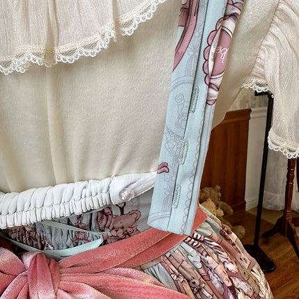 Enchanting Pastel Green Animal Illustration Lolita Jumper Skirt (JSK) Dress