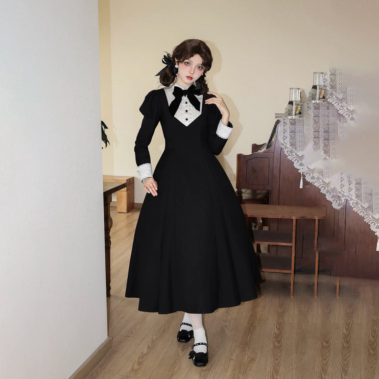 Elegant Victorian - inspired Black Dress with Bowknot and Flared Skirt