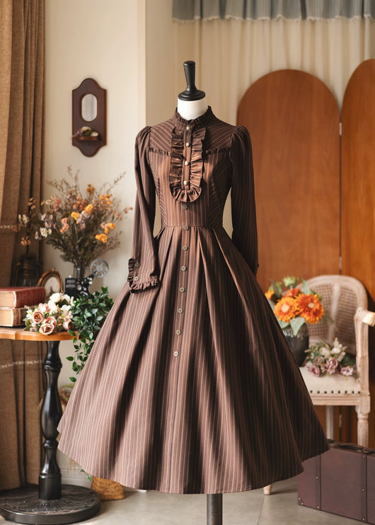 Long - striped dress with a tailored waistcoat, vintage charm in every stitch