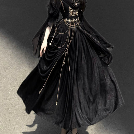 Dark fairy maxi dress: A perfect blend of lace and tassels