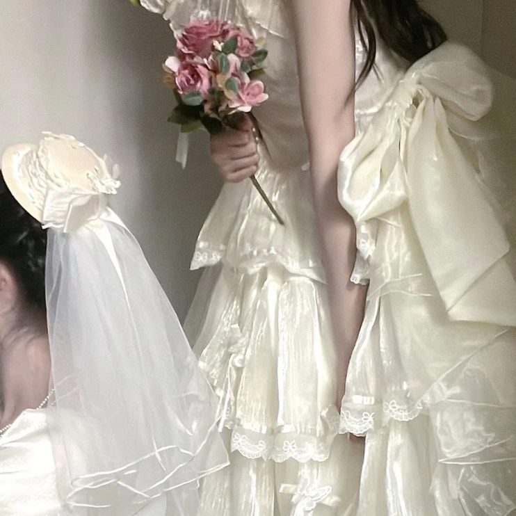 Elegant White Lolita Dress with Ruffled Skirt and Sheer Stockings