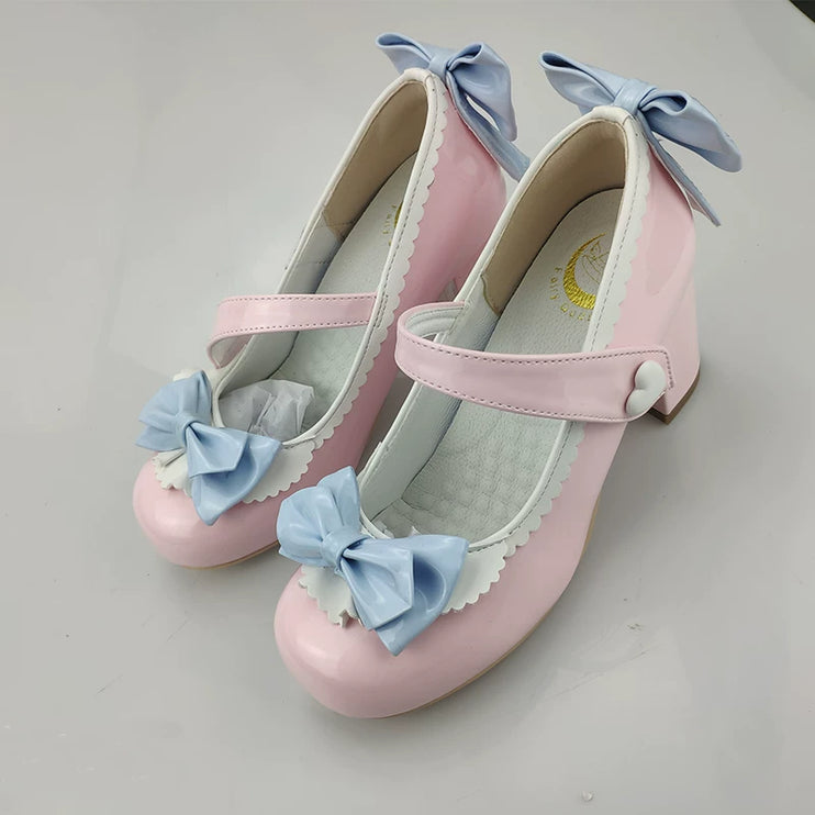Charming Heeled Shoes with Heart - shaped Buckles and Delicate Bows