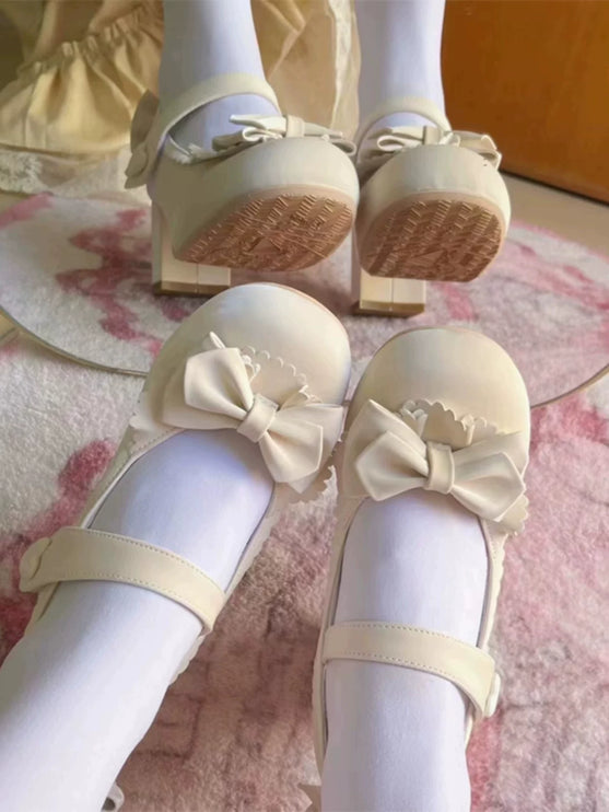 Charming Heeled Shoes with Heart - shaped Buckles and Delicate Bows