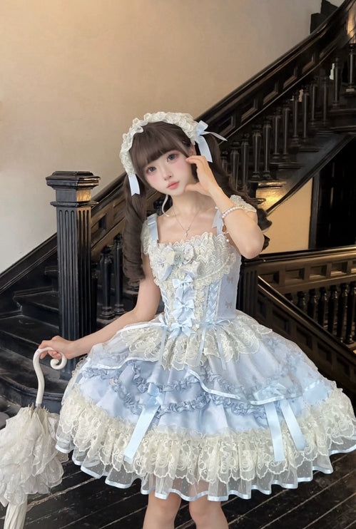 Sweet Lolita Delight: Pink and White Layered Dream Dress