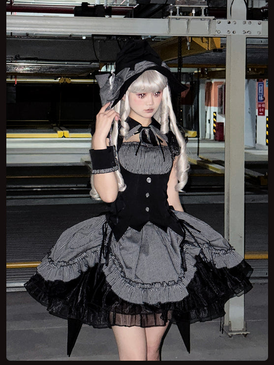 Gothic Lolita Dress with Ruffled Hem and Corset Detail