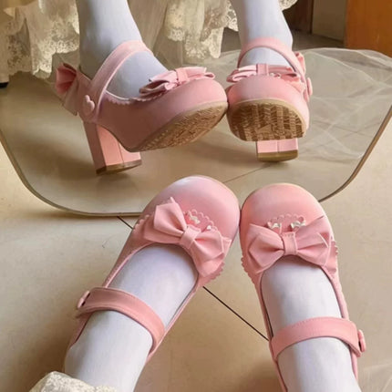 Charming Heeled Shoes with Heart - shaped Buckles and Delicate Bows