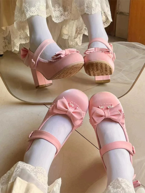 Charming Heeled Shoes with Heart - shaped Buckles and Delicate Bows