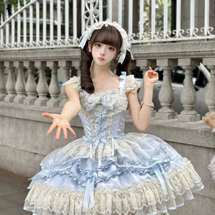 Sweet Lolita Delight: Pink and White Layered Dream Dress