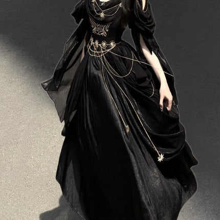 Dark fairy maxi dress: A perfect blend of lace and tassels