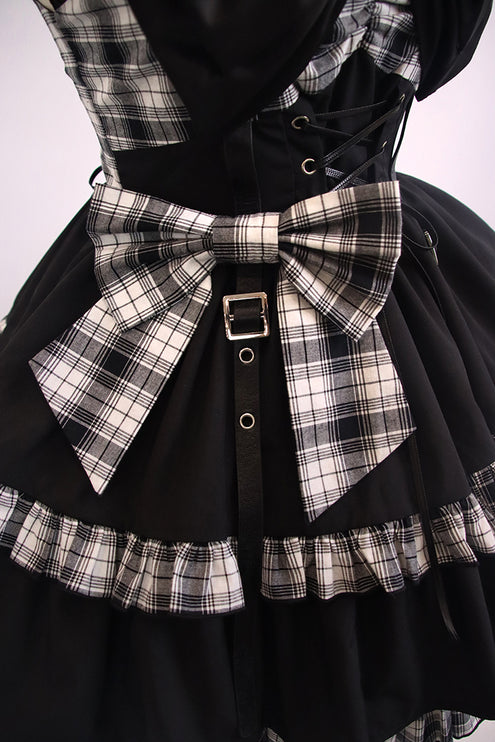 Elegant Gothic Lolita JSK with Heart Embellishment and Plaid Accents