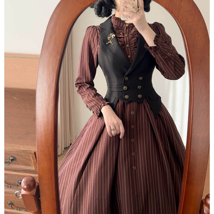 Long - striped dress with a tailored waistcoat, vintage charm in every stitch