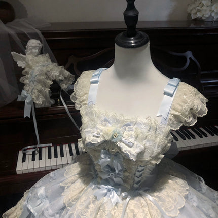 Sweet Lolita Delight: Pink and White Layered Dream Dress
