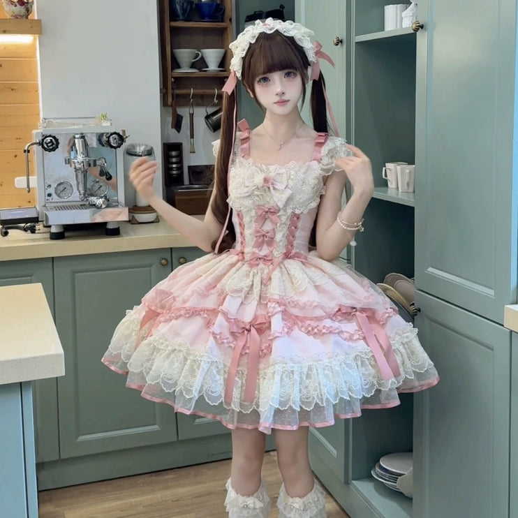 Sweet Lolita Delight: Pink and White Layered Dream Dress