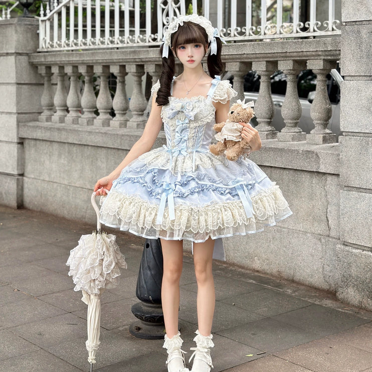 Sweet Lolita Delight: Pink and White Layered Dream Dress