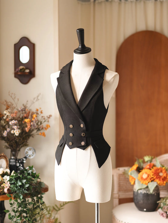 Long - striped dress with a tailored waistcoat, vintage charm in every stitch