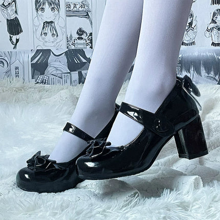 Charming Heeled Shoes with Heart - shaped Buckles and Delicate Bows