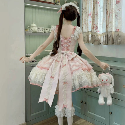 Sweet Lolita Delight: Pink and White Layered Dream Dress