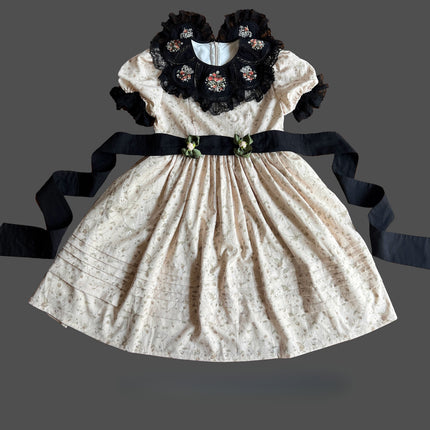 Vintage Garden Lolita Dress - Embroidered Floral Collar OP in Soft Green